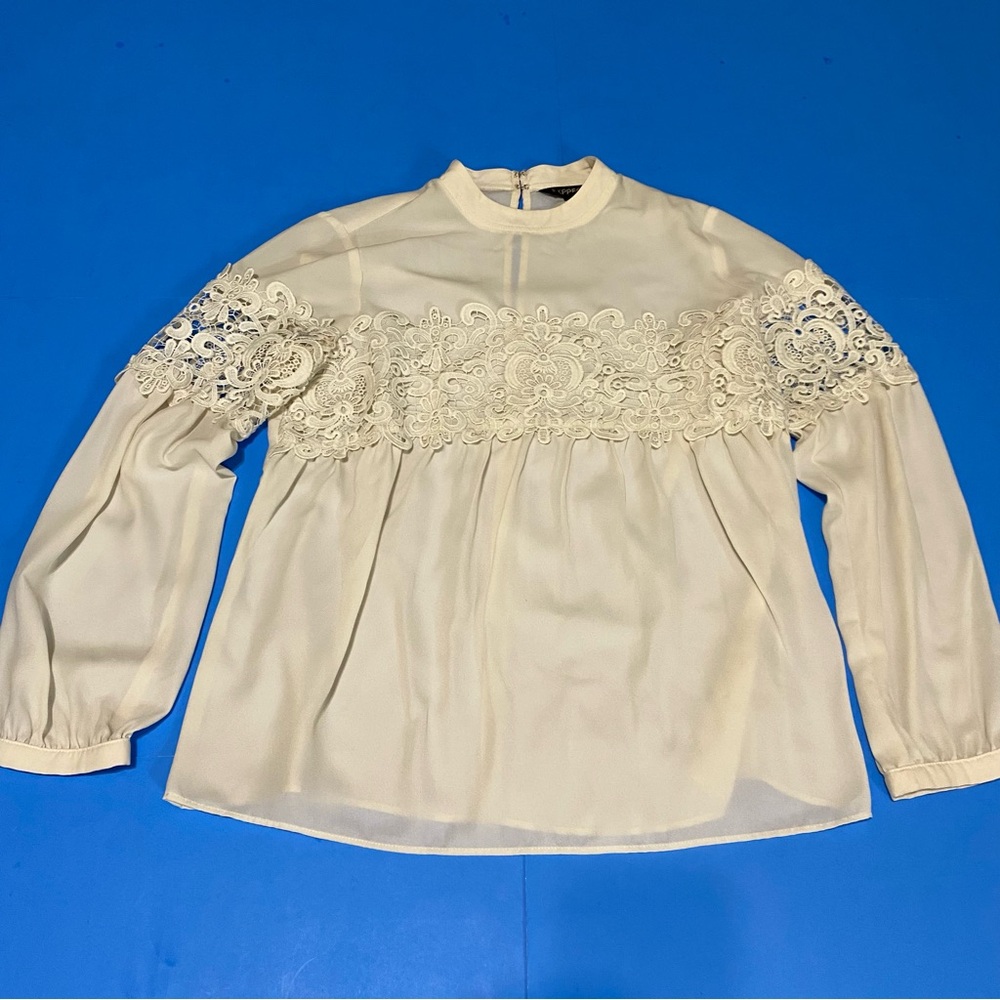 1. Express Off White Romantic Knit Lace Long Sleeve Blouse - Picture 2 of 7
